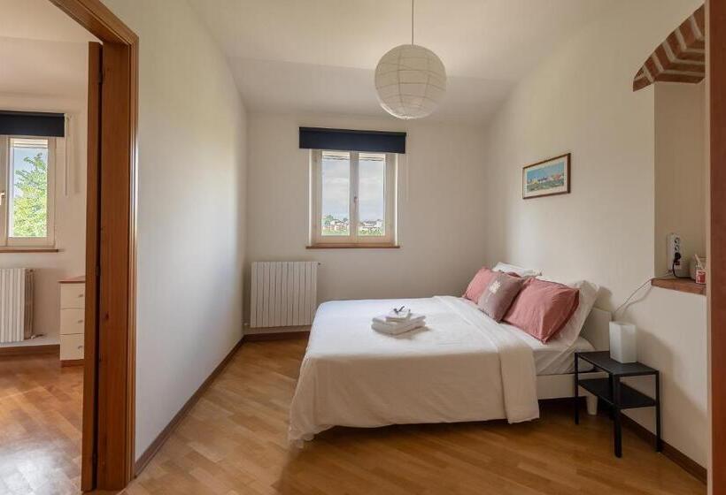 חדר סטנדרט לארבעה, L Antica Colombaia; B&b Room With Private Terrace