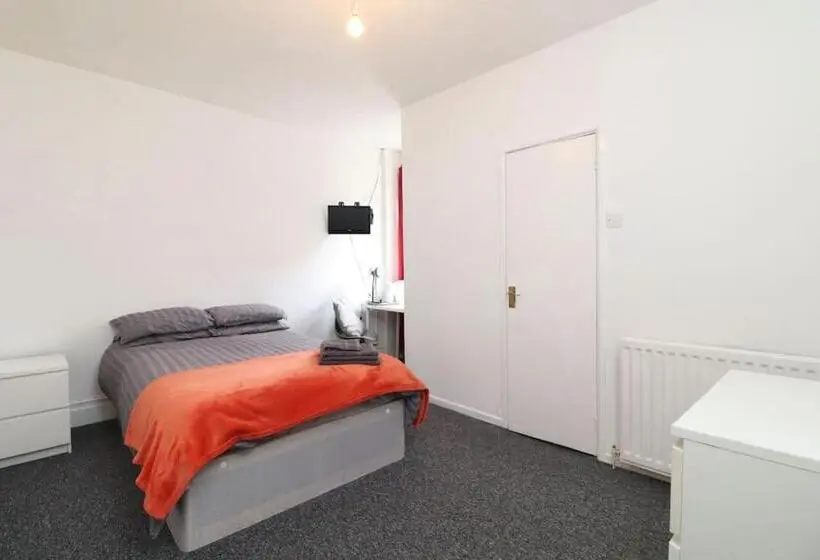 اتاق استاندارد یک نفره, Pebbles Guest House