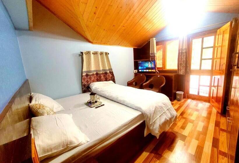 스탠다드 발코니 룸, Pine Paradise Homestay