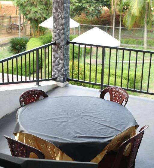 디럭스 룸, Green Lake View Yala Resort