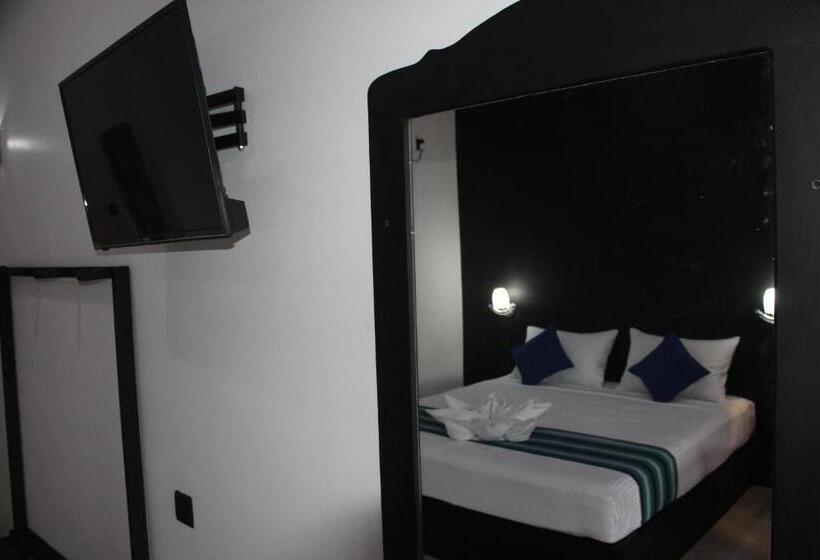 스탠다드 룸 호수 전망, Green Lake View Yala Resort