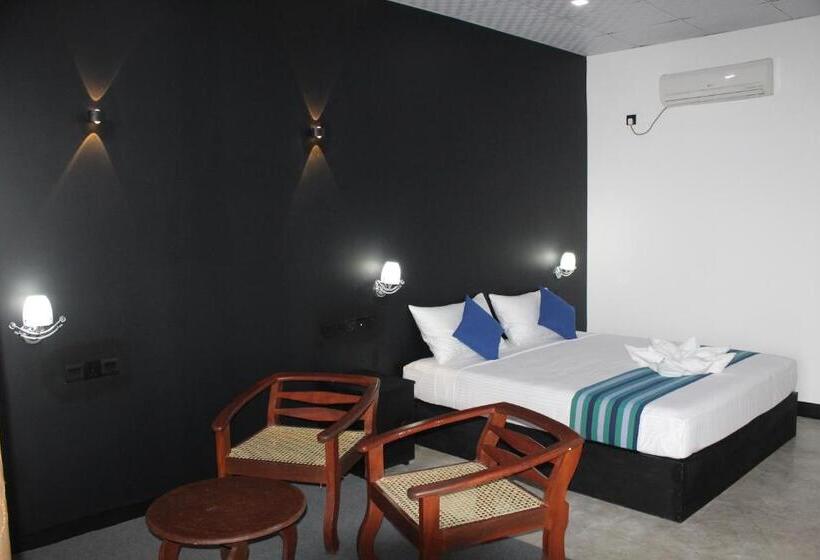 Номер Стандарт Вид на Озеро, Green Lake View Yala Resort