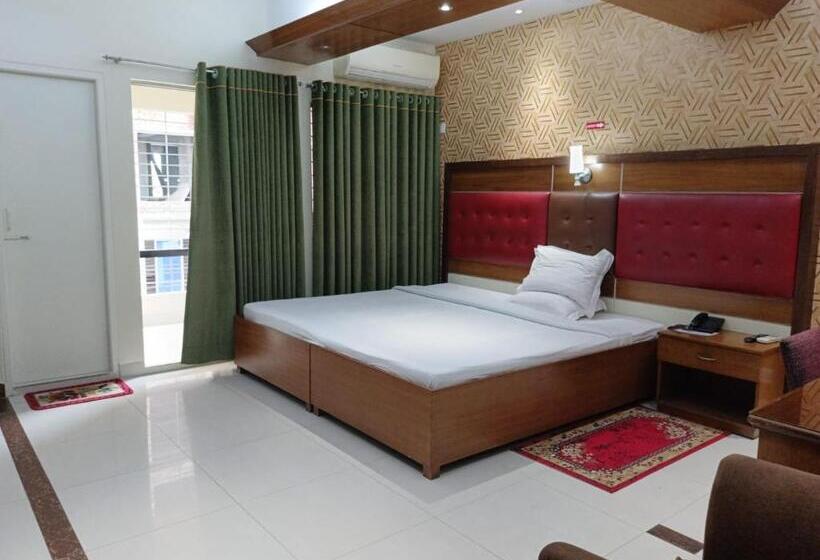 اتاق لوکس, Red Roof Inn