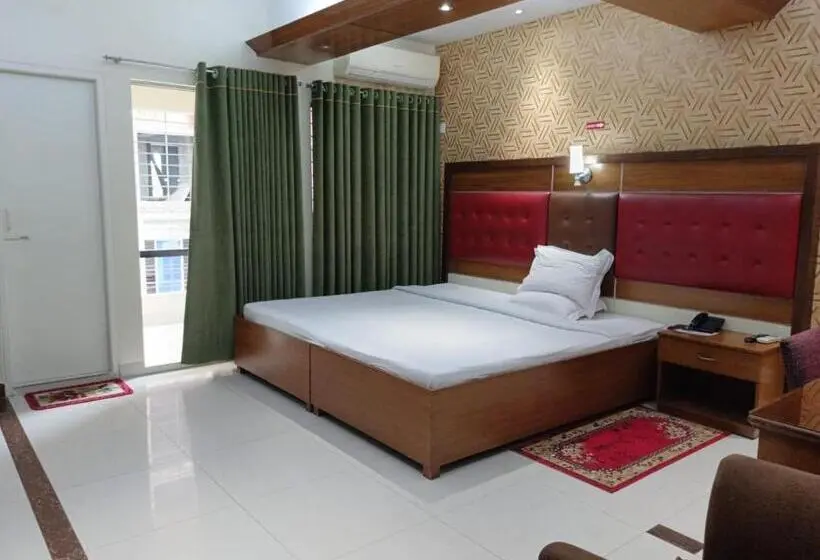 اتاق لوکس, Red Roof Inn