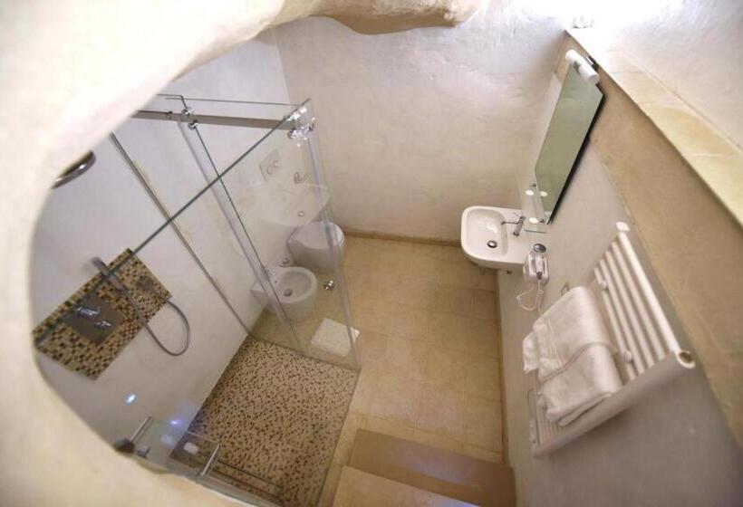 اتاق استاندارد چهار تخته, La Cava Dei Desideri