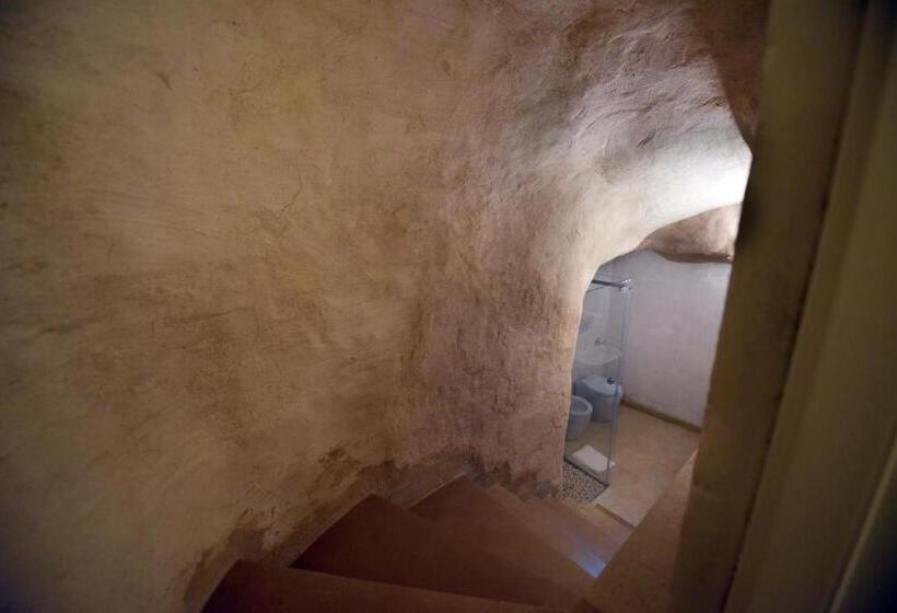 اتاق استاندارد چهار تخته, La Cava Dei Desideri