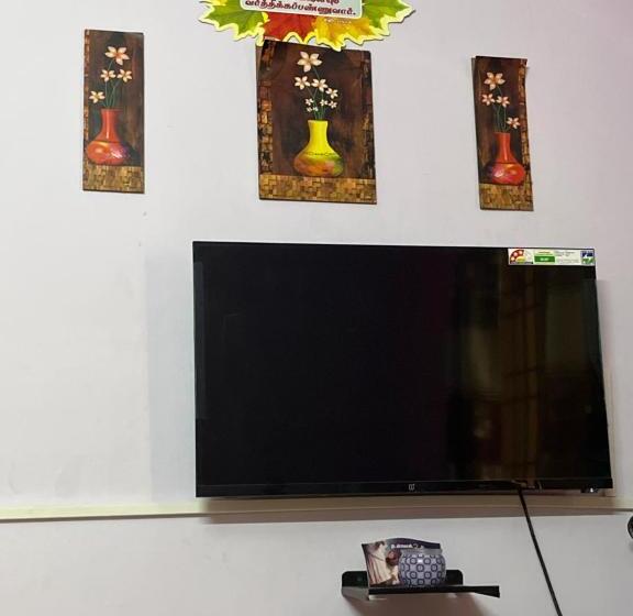 اتاق استاندارد, Ramkarthik Villa Guest House