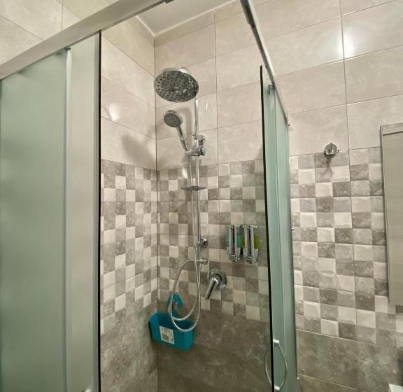 اتاق استاندارد, Targura Lodging