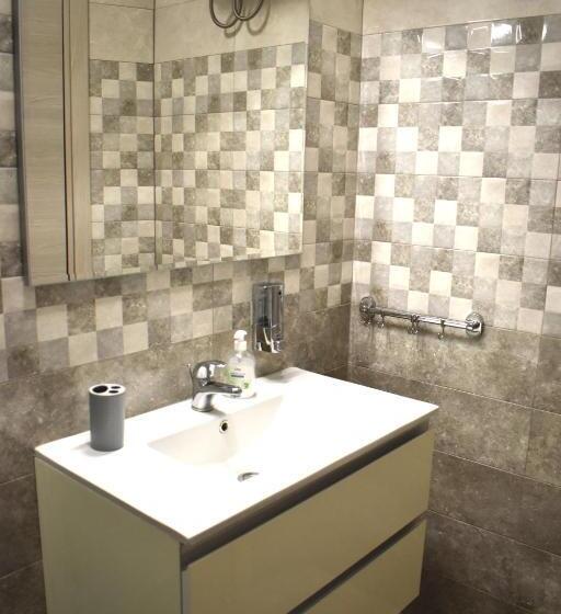 اتاق استاندارد, Targura Lodging