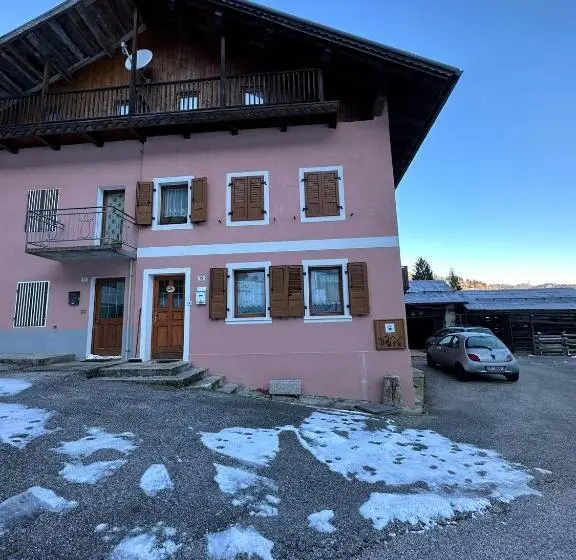 スタンダードトリプルルーム, B&b Sòt Al Piz