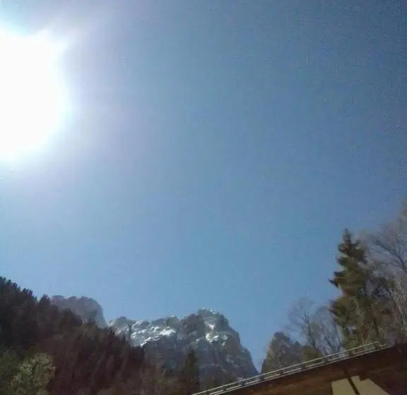 スタンダードトリプルルーム, B&b Sòt Al Piz