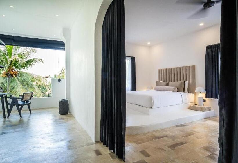 מיטת קינג בסוויטה, Casa Art Ubud