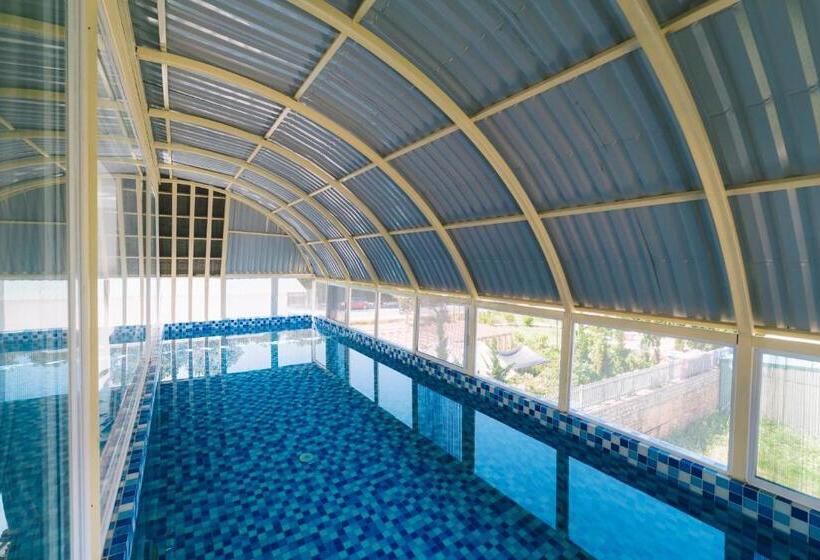 اتاق استاندارد با تخت بزرگ, Quy Tai Premium