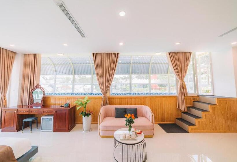 اتاق استاندارد با تخت بزرگ, Quy Tai Premium