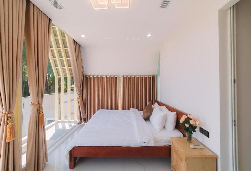 اتاق خانوادگی, Quy Tai Premium