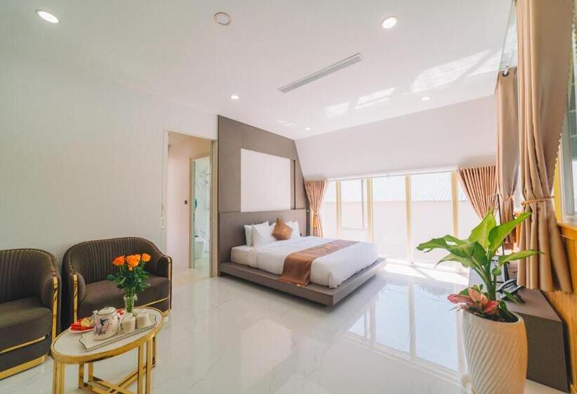 اتاق خانوادگی, Quy Tai Premium