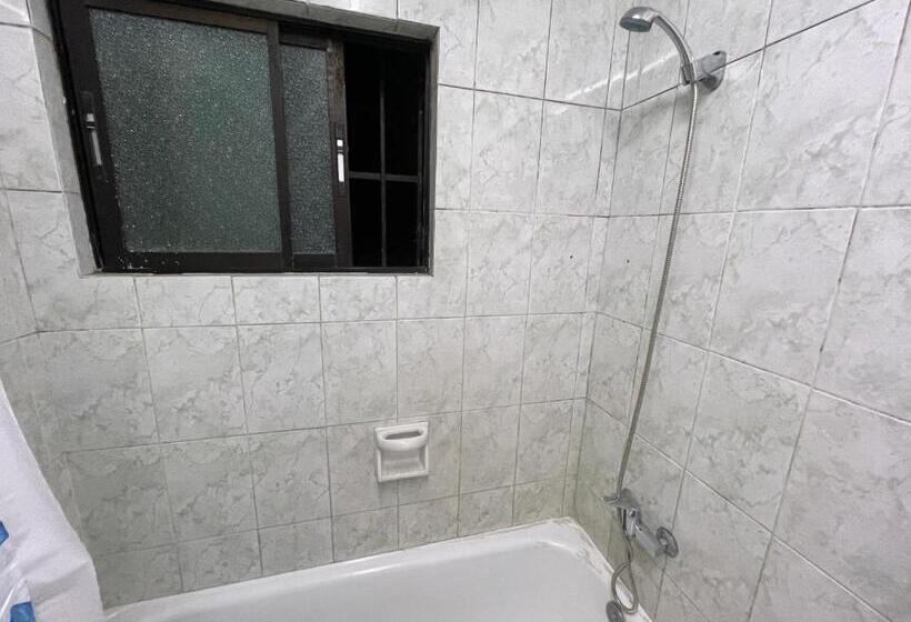 غرفة قياسية حمام مشترك, Hostal Entreorientes