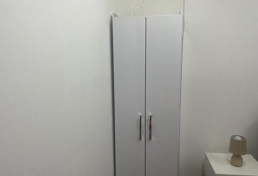 غرفة قياسية حمام مشترك, Hostal Entreorientes