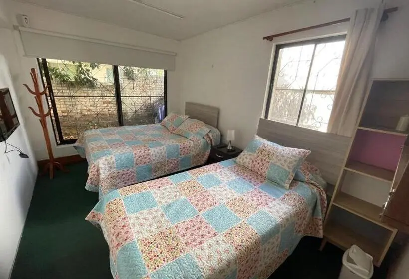 Standard Kolmen Hengen Huone Jaettu kylpyhuone, Hostal Entreorientes