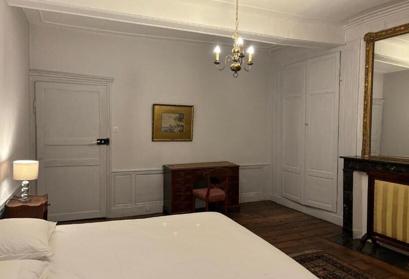 غرفة قياسية حمام مشترك, Maison Monsigny