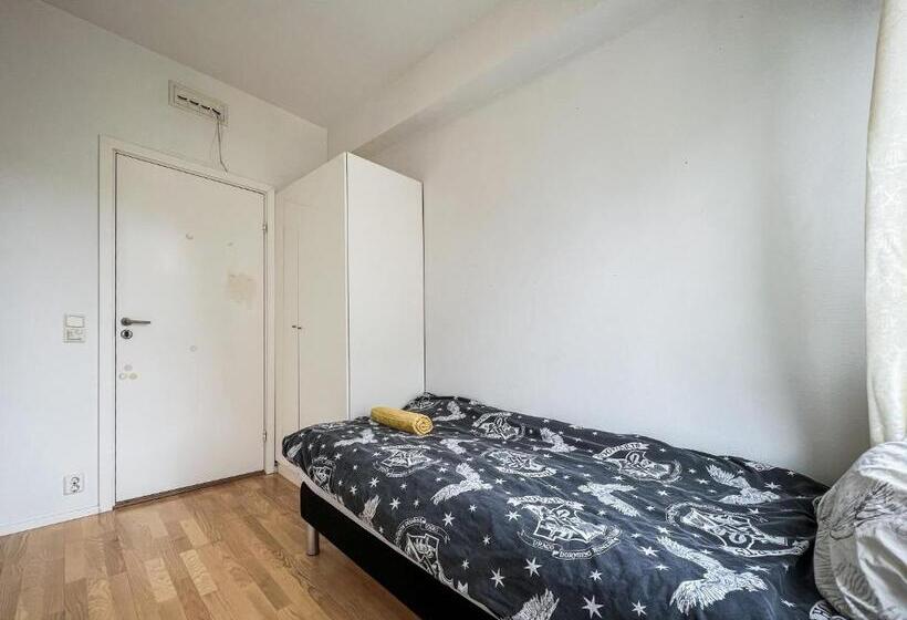 اتاق استاندارد یک نفره, Modern Central Rooftop You Ll Love It