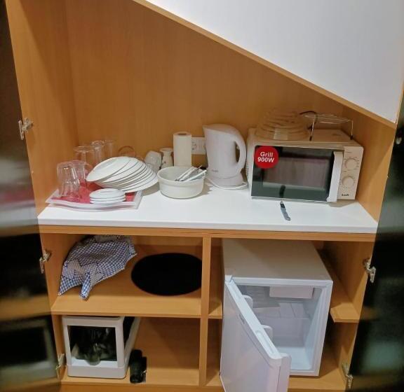 اتاق استاندارد, O Cantinho Do Arnaldo