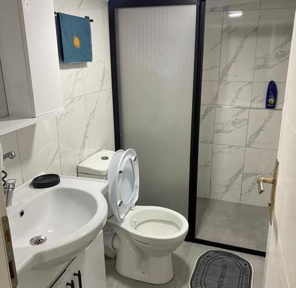 스탠다드 스튜디오, Yeldeği̇rmeni̇ Otel