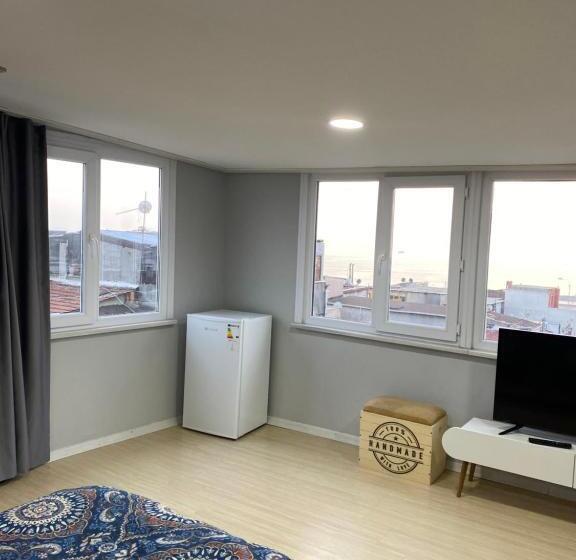 스탠다드 스튜디오 바다 전망, Yeldeği̇rmeni̇ Otel