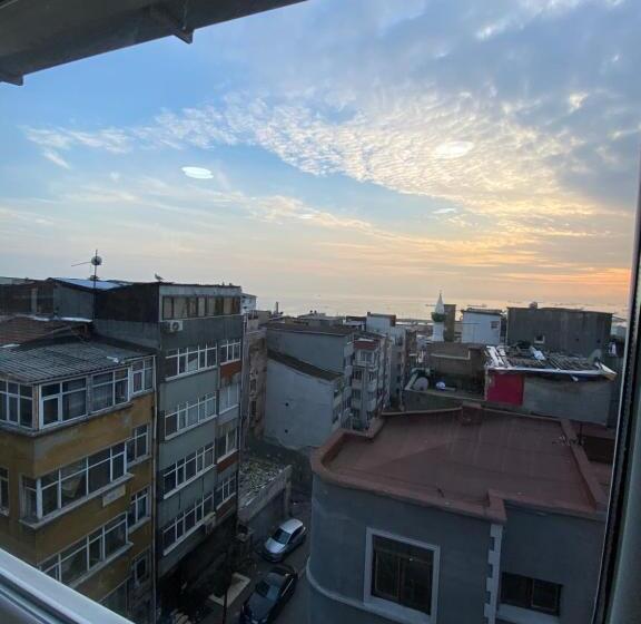 스탠다드 스튜디오 바다 전망, Yeldeği̇rmeni̇ Otel