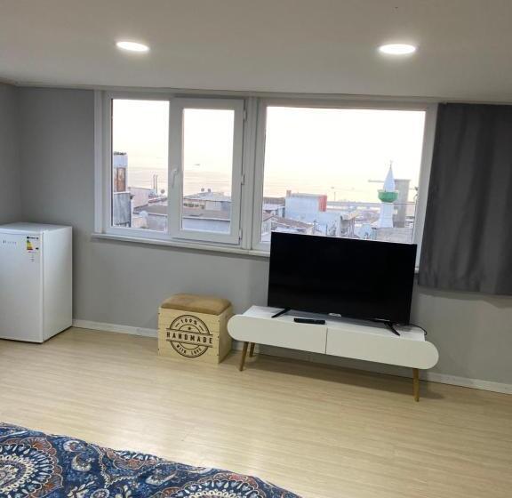 Студия Стандарт Вид на Море, Yeldeği̇rmeni̇ Otel