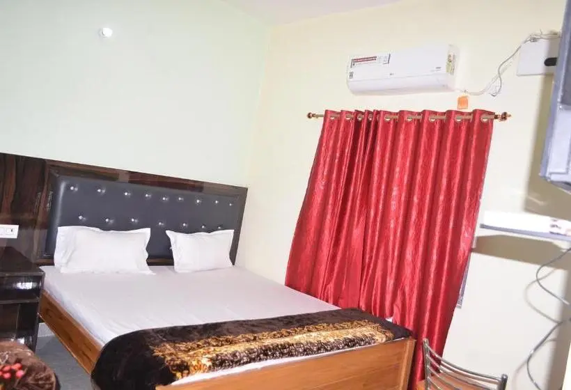 Chambre Standard, Av Priya