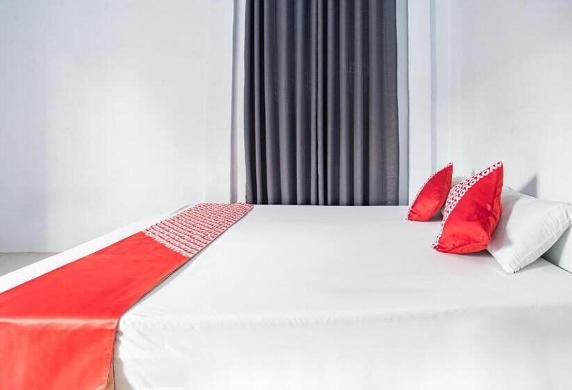 Pokój Deluxe, Oyo 93476 Owo Guest House Syariah