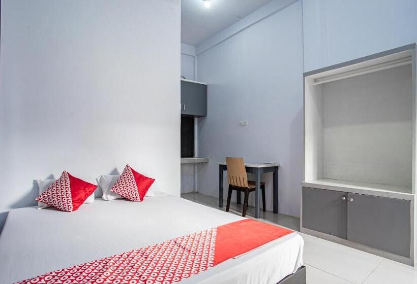 Pokój Deluxe, Oyo 93476 Owo Guest House Syariah