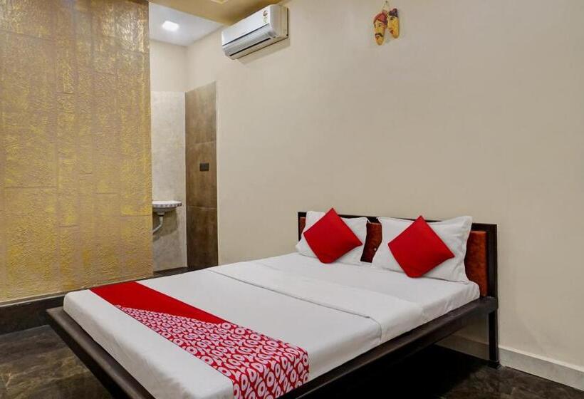 Трехместный Номер Классика, Yashraj Resorts