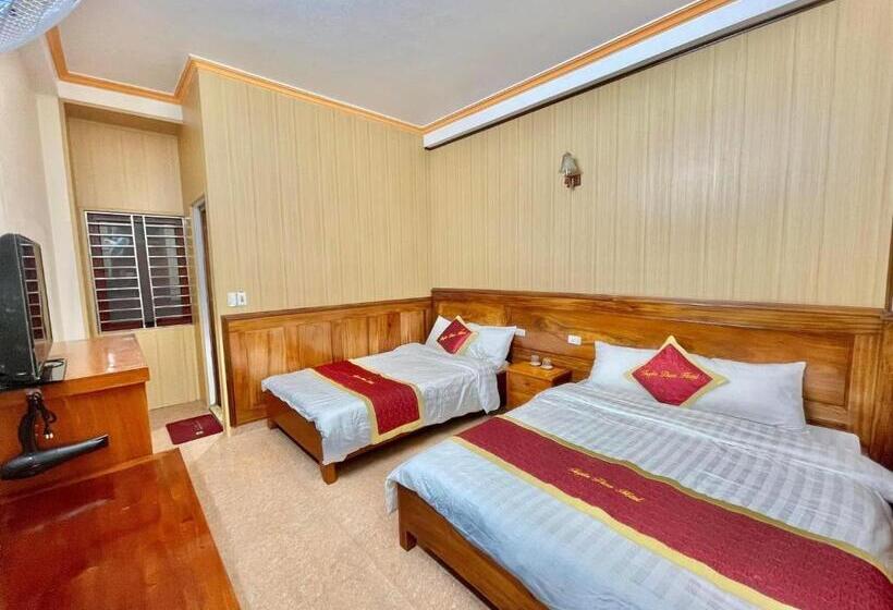 Economy Triple Room, Tuyên Thoa