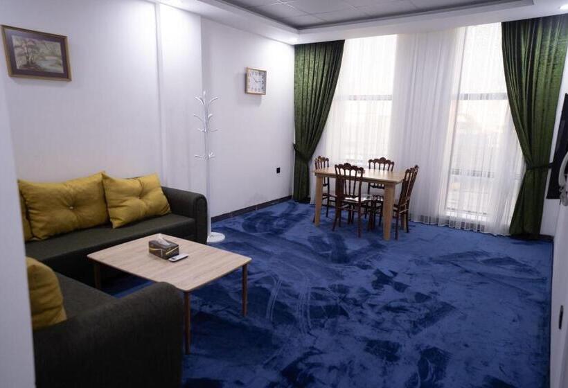 سوییت جونیور لوکس, Motel Danzha