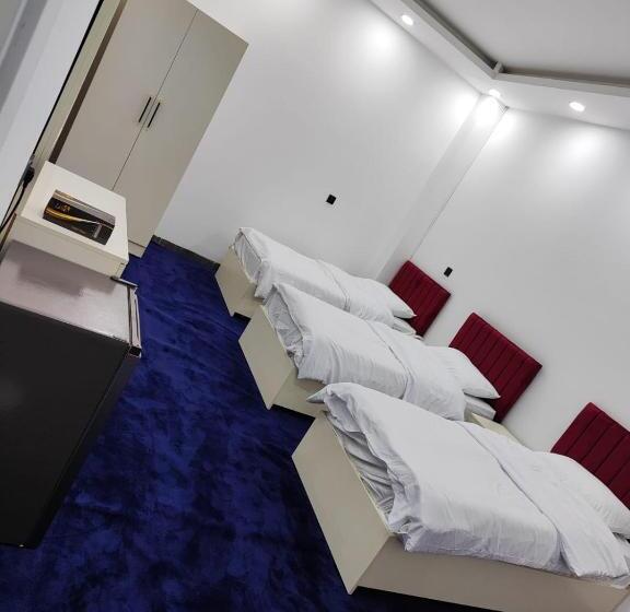 Economy Triple Room, Motel Danzha