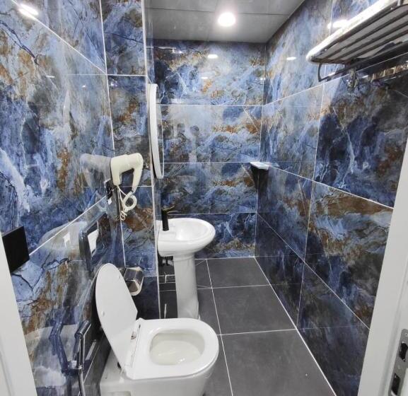 Economy Triple Room, Motel Danzha