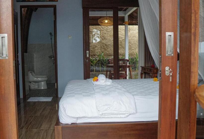 Номер Стандарт Вид на Бассейн, Nyamane Ubud Green View Villas By Eps