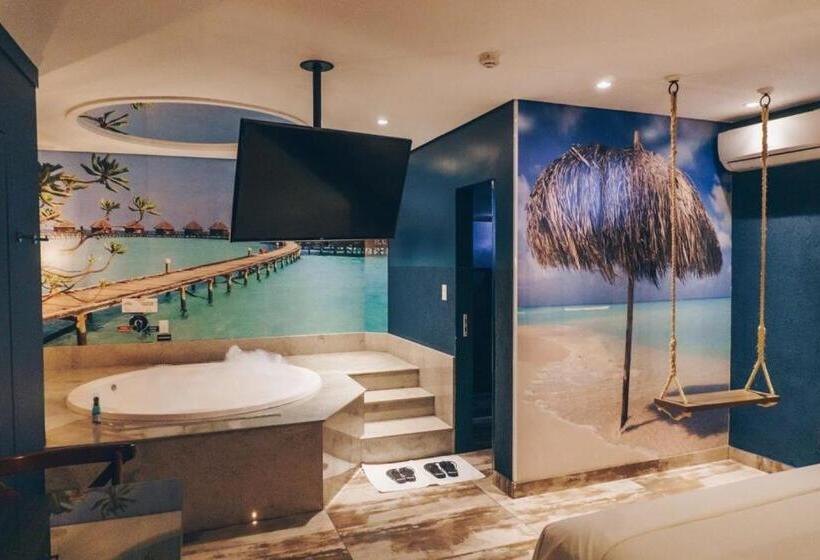 Люкс с гидромассажем, Champagne Motel By Drops