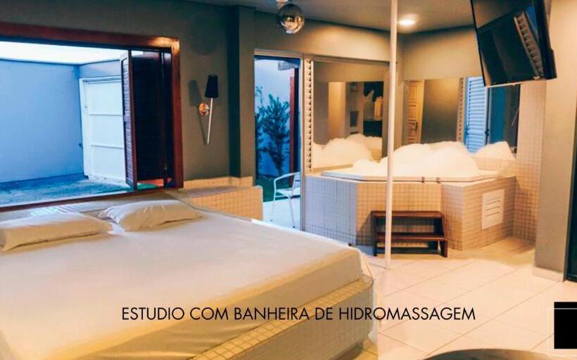 Студия Стандарт, Champagne Motel By Drops