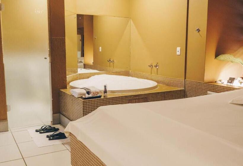 Студия Стандарт, Champagne Motel By Drops