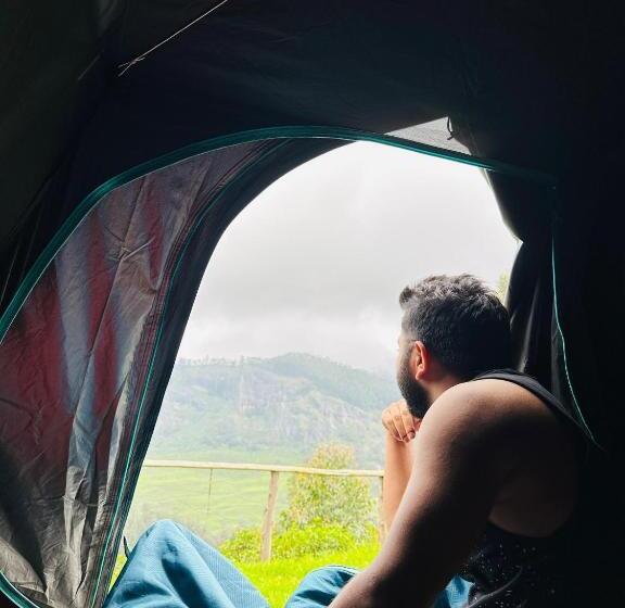 Standard Tent, De Hobbit Tent Camping