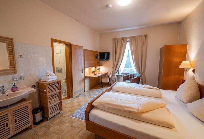 Номер Стандарт, Restaurant St. Germanshof