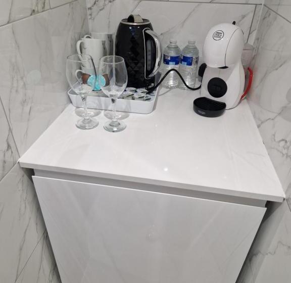 اتاق لوکس, The Ivy Garden Suite