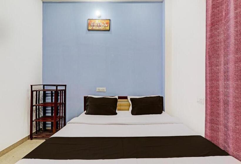 חדר קלאסי לשלושה, Oyo Flagship Hotel Vikas Inn