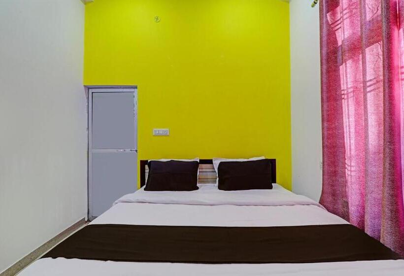 Трехместный Номер Классика, Oyo Flagship Hotel Vikas Inn