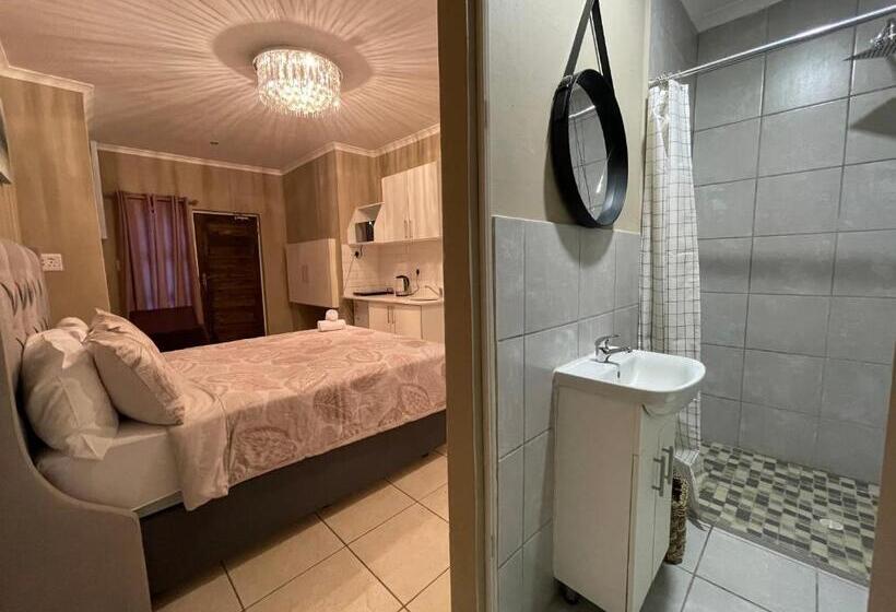 スーペリアールーム, Domin Luxury Suites