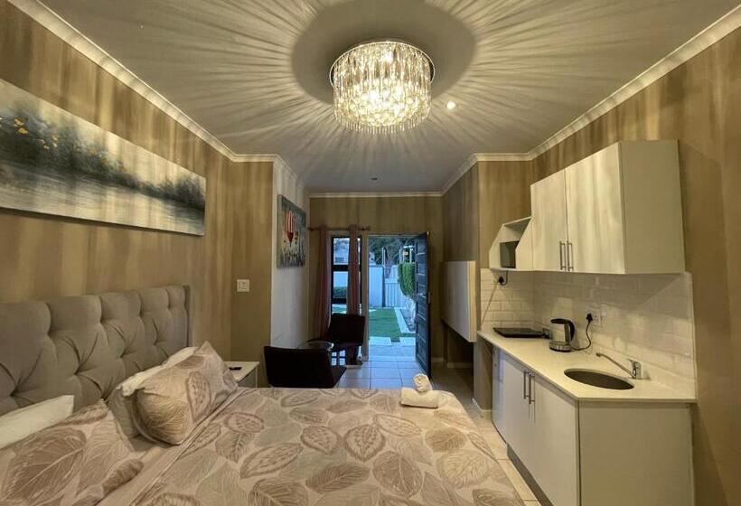 Номер Superior, Domin Luxury Suites