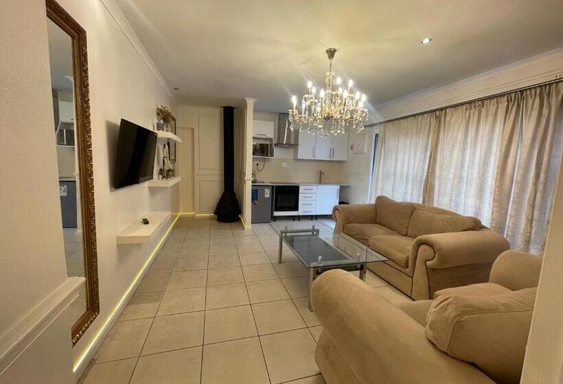 2ベッドルームアパートメント, Domin Luxury Suites